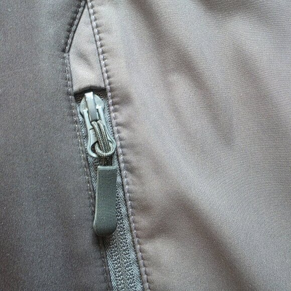 Stormtech Vest Canada 150 Anniversary Edition - Picture 4 of 8